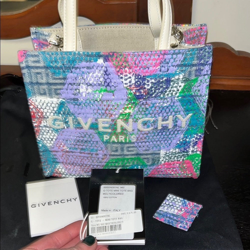 Givenchy G Tote Mini Tote Bag With Thick Strap NWT